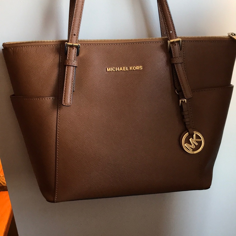 MK tote